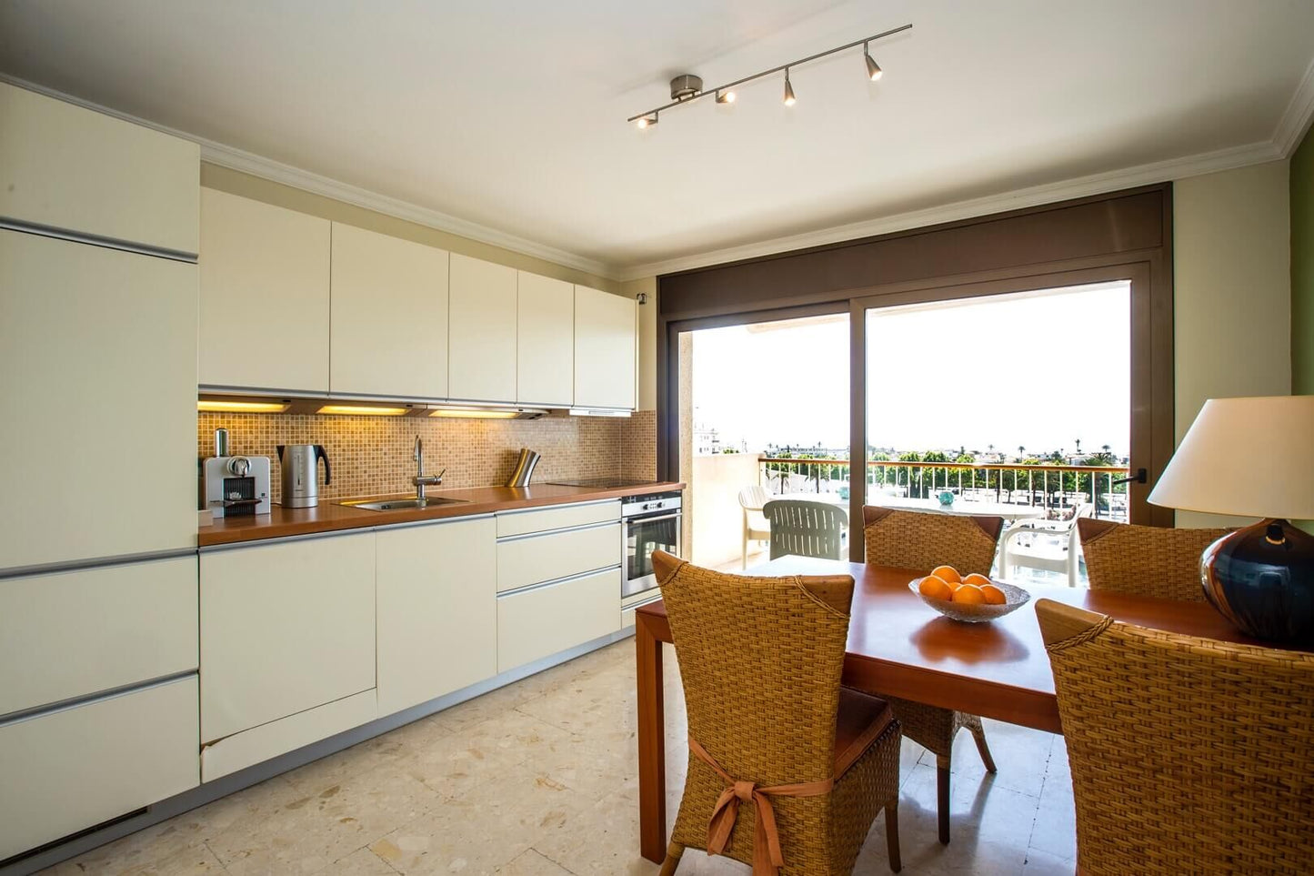 Apartment - Empuriabrava, Costa Brava