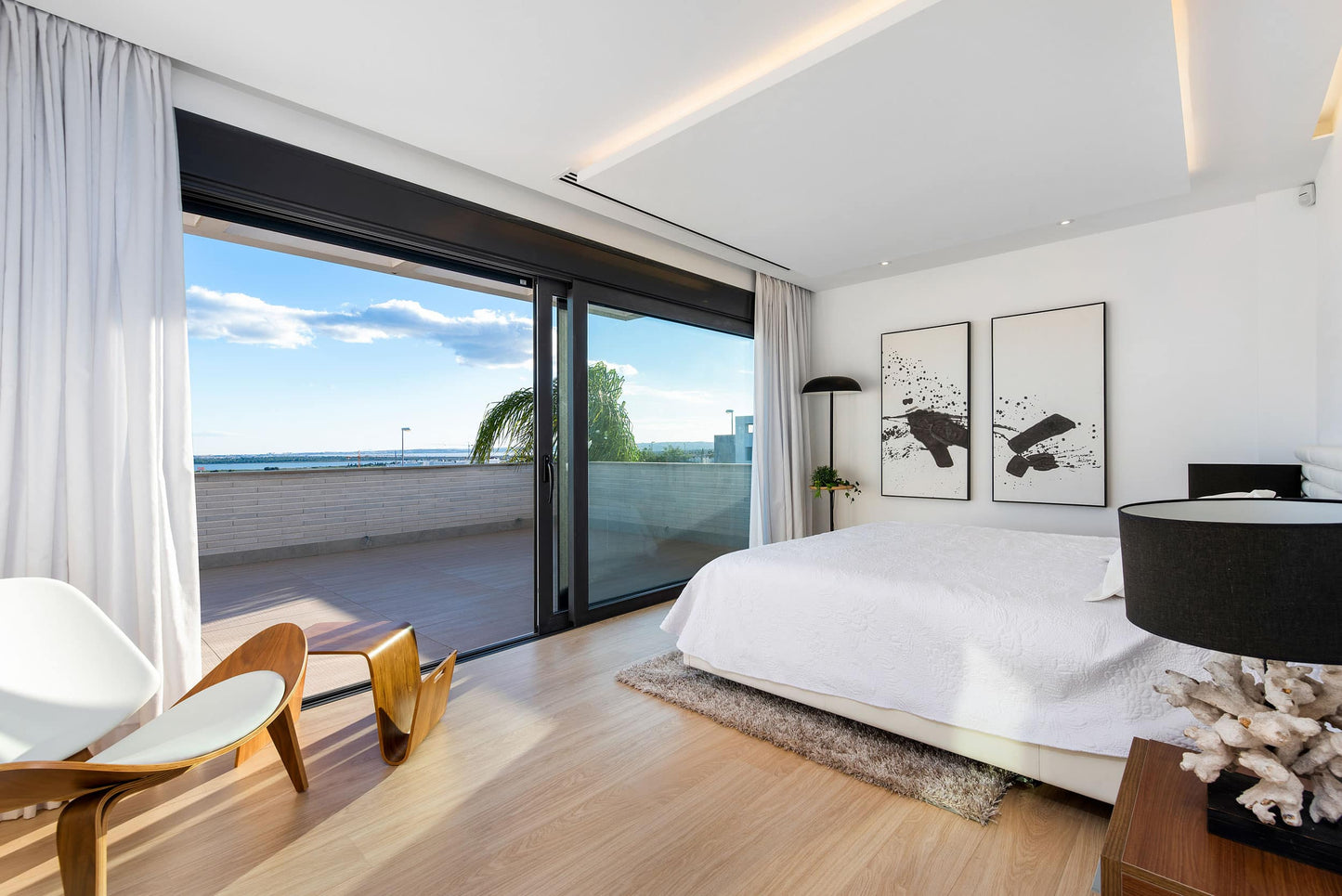 Een zeer bijzondere villa, veel ruimte en uitstraling (Ref3210VBG)