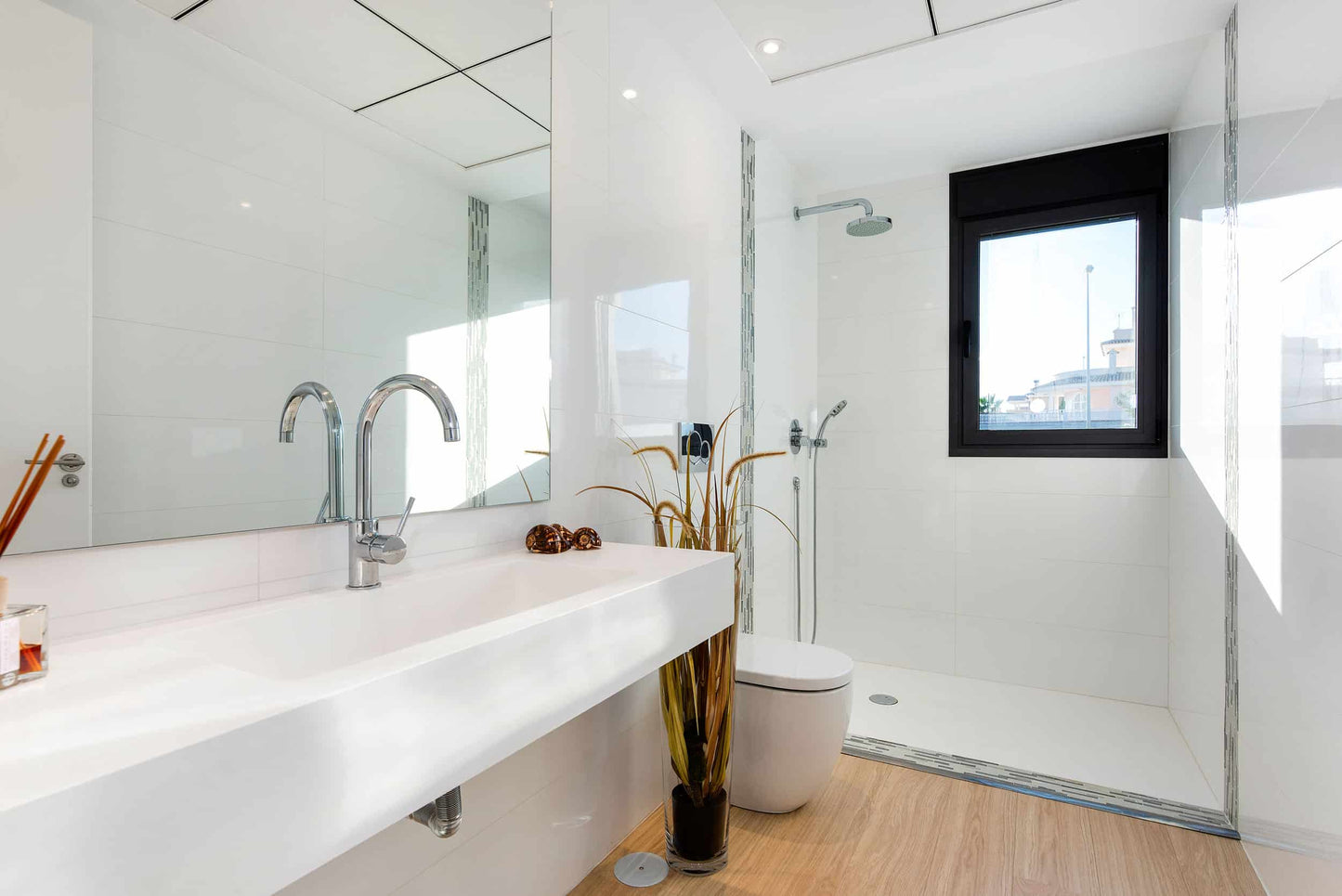 Een zeer bijzondere villa, veel ruimte en uitstraling (Ref3210VBG)